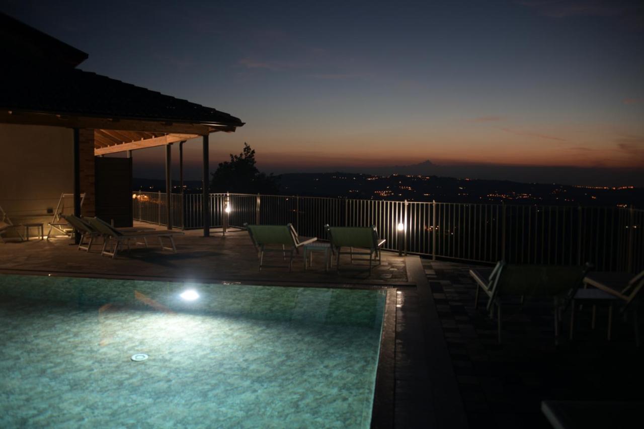 Villa Casa Castella - Adults Only - Langhe Diano dʼAlba Exterior foto